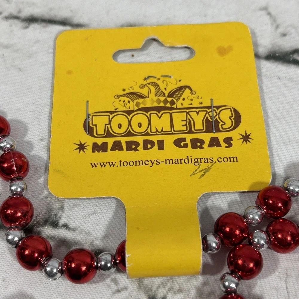 Toomeys Authentic Mardi Gras Party Beads Figural Elephant Beads‎ Red Silver New